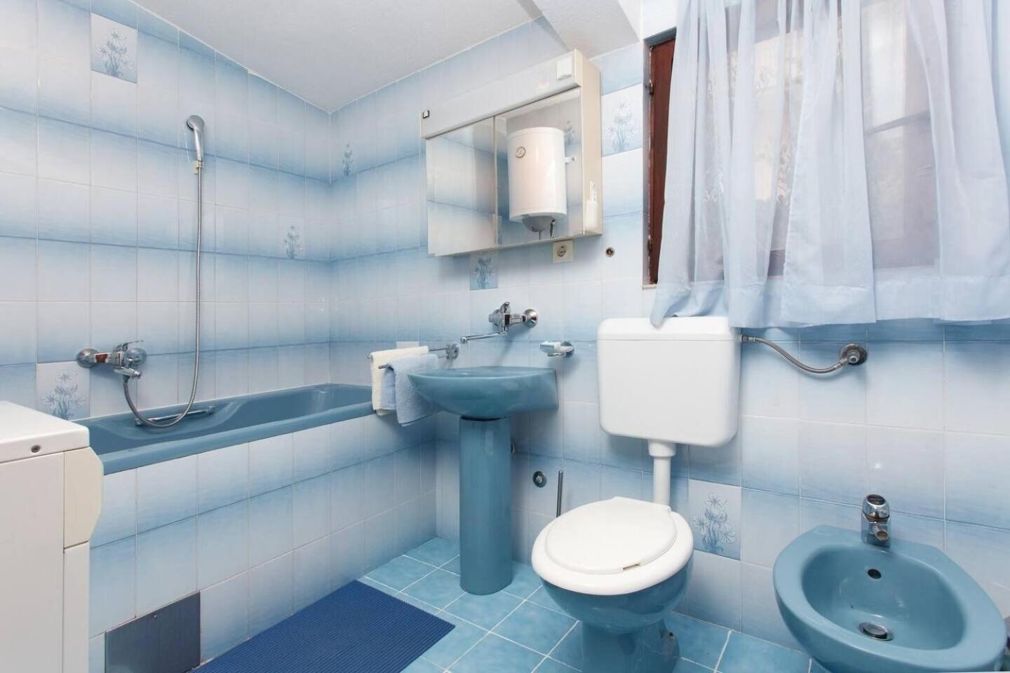 Apartments Zeljko Seget Vranjica Bagian luar foto