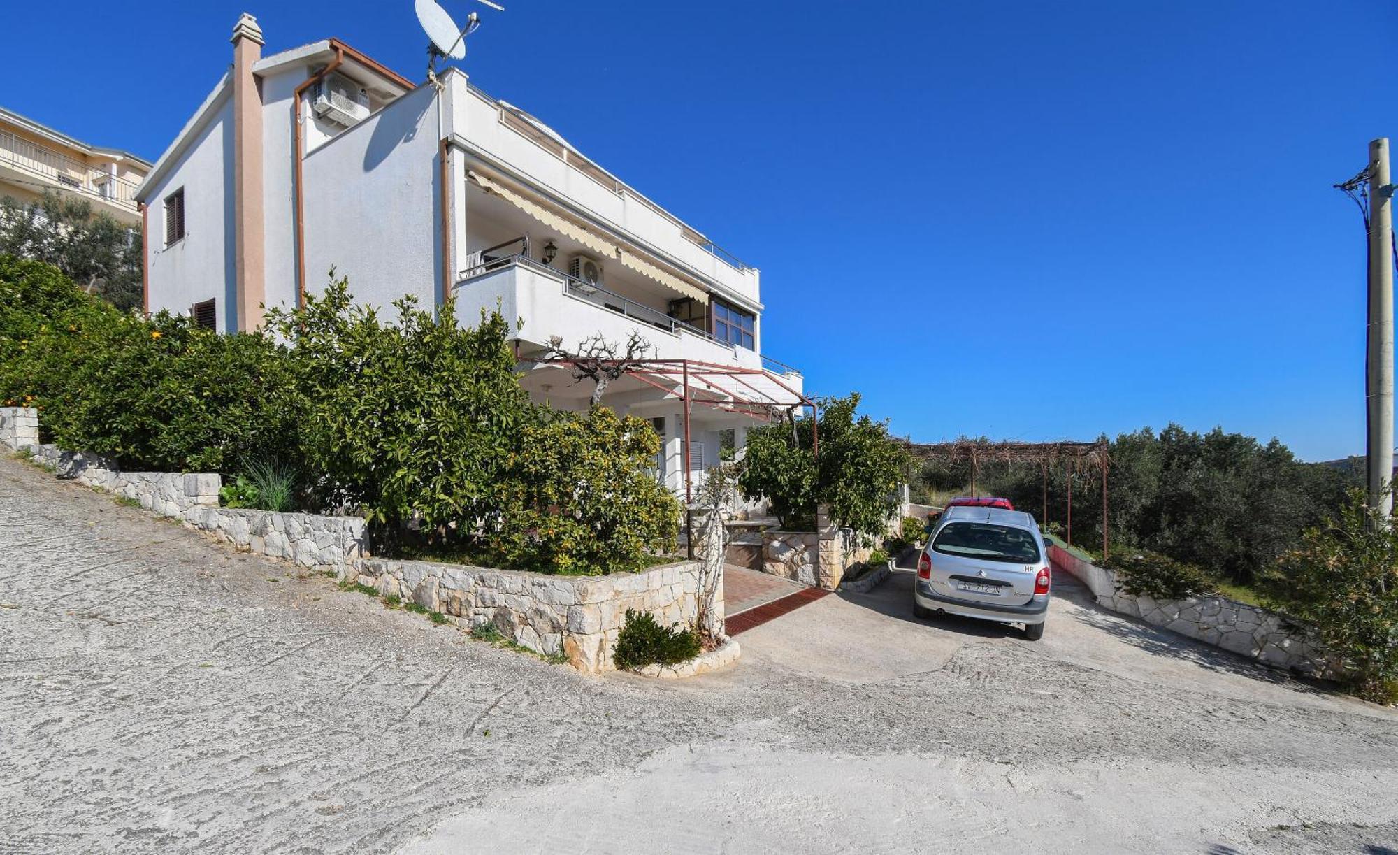 Apartments Zeljko Seget Vranjica Bagian luar foto
